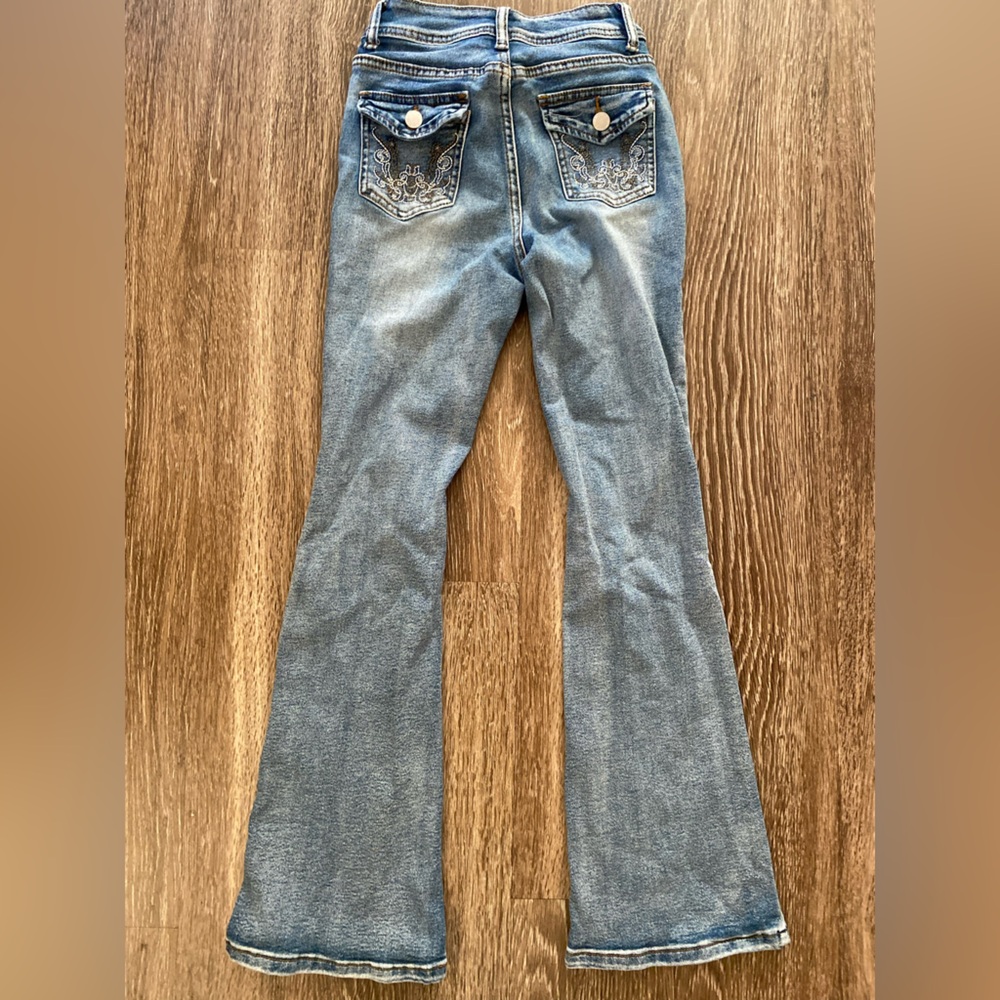 SHEIN Blue Flare Wide Leg Jeans with Vintage Wash